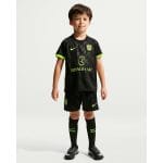 Segunda equipación del Atlético de Madrid 2027 para niños. Uniforme de visitante oficial para los jóvenes aficionados colchoneros.