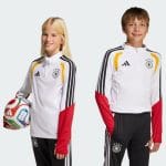 Camiseta de entrenamiento de Alemania para niños, versión 2026. Equipación oficial de fútbol para los más pequeños aficionados.