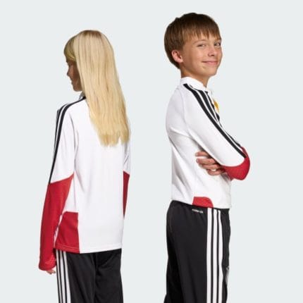 Camiseta de entrenamiento de Alemania para niños, versión 2026. Equipación oficial de fútbol para los más pequeños aficionados.