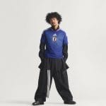 Camiseta de fútbol versión jugador de la primera equipación de Japón para la temporada 26/27. Talla de adulto.