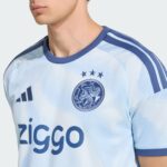 Camiseta alternativa del Ajax para la temporada 2026-2027. Tercera equipación oficial del club de Ámsterdam para adulto.