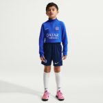 Camiseta de entrenamiento del Inter de Milán 26/27 para niño. Vista frontal de la equipación oficial de entrenamiento infantil.