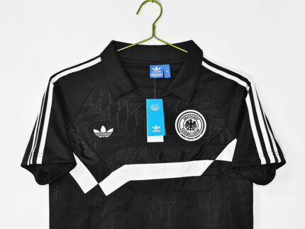 Camiseta retro Alemania 1988/90 segunda equipación negra — foto 2