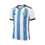 Camiseta retro Argentina 2022 Primera Equipación — vista frontal en maniquí