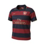 Camiseta retro Arsenal 2007/08 tercera equipación — vista frontal en maniquí