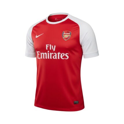 Camiseta retro Arsenal 2010/11 primera equipación — vista frontal en maniquí