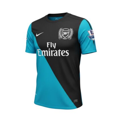 Camiseta retro del Arsenal de la temporada 2011/12, segunda equipación en negro y azul. — vista frontal en maniquí