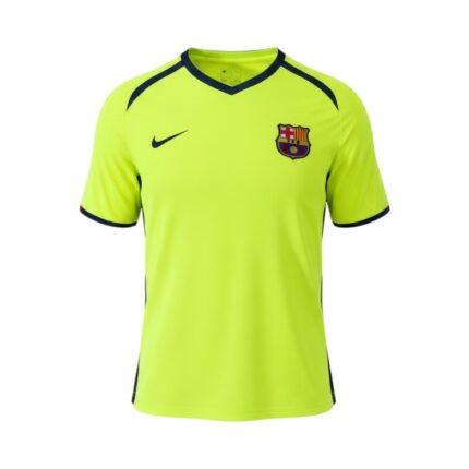 Camiseta retro FC Barcelona 2005/06 segunda equipación amarilla — vista frontal en maniquí