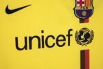 Camiseta retro del FC Barcelona, segunda equipación de la temporada 2008/09, color amarillo. — foto 8