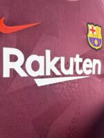 Camiseta retro del FC Barcelona, segunda equipación de la temporada 2017/18. — foto 6