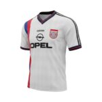 Camiseta retro Bayern de Múnich 1997/98 segunda equipación — vista frontal en maniquí
