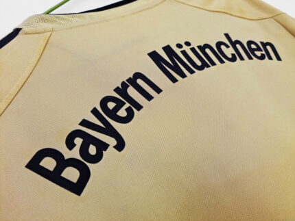 Camiseta retro Bayern de Múnich 2004/05 segunda equipación — foto 2