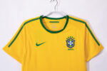 Camiseta retro de la selección de Brasil de la temporada 2010, primera equipación amarilla. — foto 11
