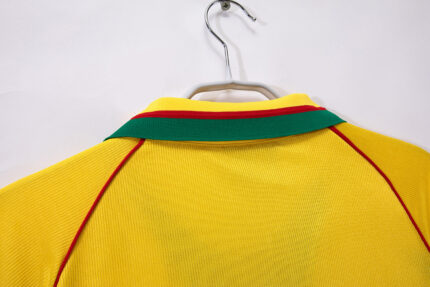 Camiseta retro Camerún 1998/99 segunda equipación amarilla y verde. — foto 2