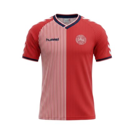 Camiseta retro Dinamarca 1986 Primera Equipación — vista frontal en maniquí