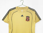 Camiseta retro de la selección española, segunda equipación dorada de la temporada 2008. — foto 11