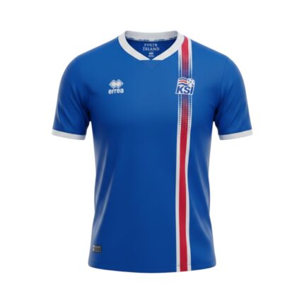 Camiseta de fútbol retro de Islandia, primera equipación, temporada 2016/17 — vista frontal en maniquí