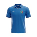 Camiseta retro de la selección de Italia de la temporada 1990, primera equipación. — vista frontal en maniquí