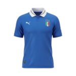 Camiseta retro Italia 2012 primera equipación azul — vista frontal en maniquí