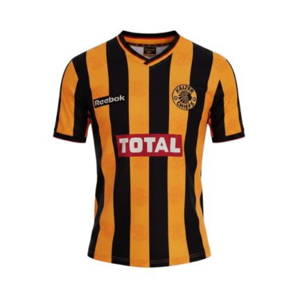 Camiseta retro Kaizer Chiefs 1998 Primera Equipación — vista frontal en maniquí