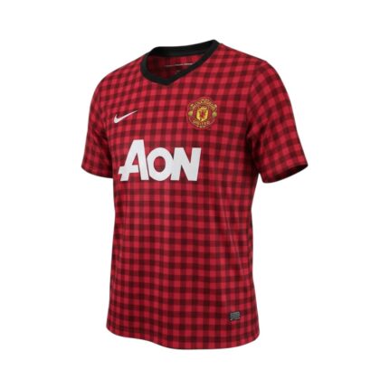Camiseta retro Manchester United 2012/13 Primera Equipación — vista frontal en maniquí