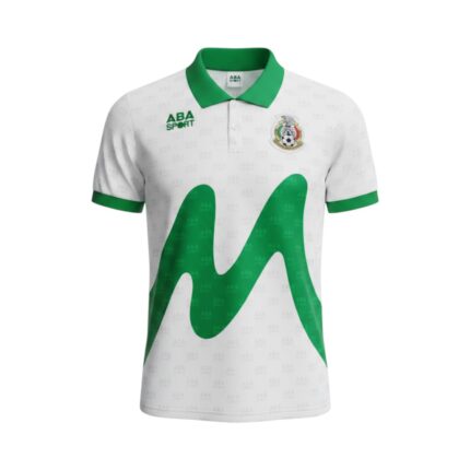 Camiseta retro de la selección de México, segunda equipación, temporada 1995, color blanco y verde. — vista frontal en maniquí