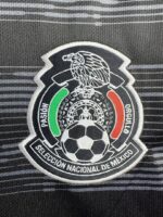 Camiseta retro de la primera equipación de México de la temporada 2019 en color negro. — foto 4
