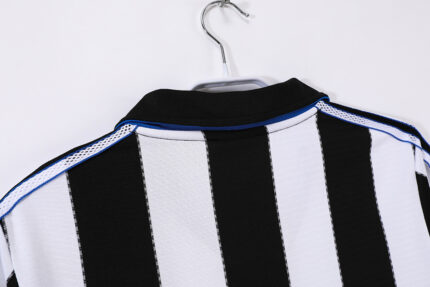 Camiseta retro Newcastle United 2000/01 primera equipación — foto 2