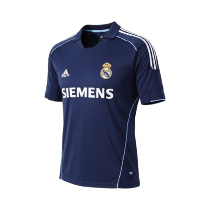 Camiseta retro Real Madrid 2005/06 segunda equipación azul marino — vista frontal en maniquí