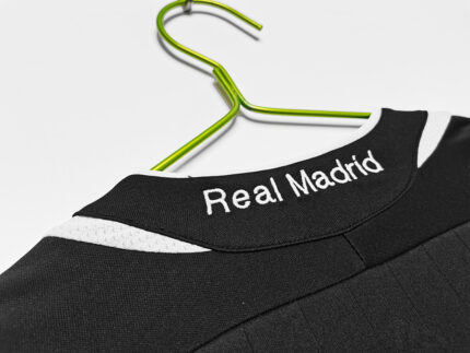 Camiseta retro Real Madrid 2006/07 tercera equipación manga larga — foto 2