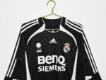 Camiseta retro Real Madrid 2006/07 tercera equipación manga larga — foto 12