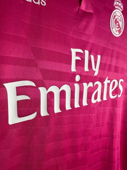 Camiseta retro Real Madrid 2014/15, segunda equipación fucsia de manga larga. — foto 2