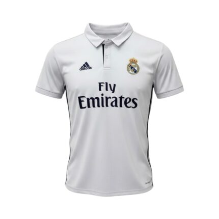 Camiseta retro Real Madrid 2016-2017 primera equipación — vista frontal en maniquí