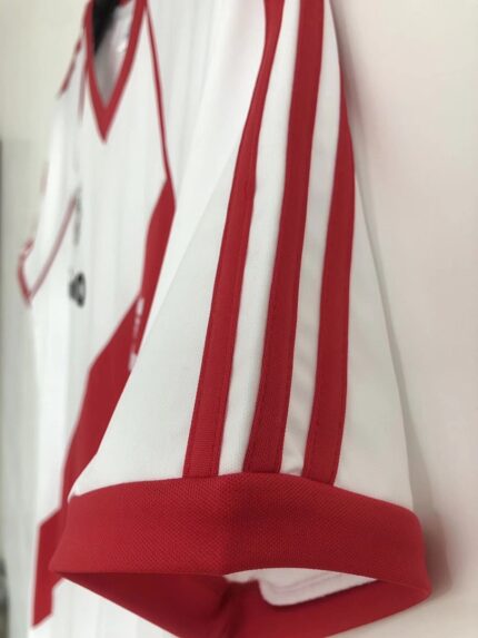 Camiseta retro River Plate 1986 primera equipación blanca con banda roja y sponsor Fate. — foto 2