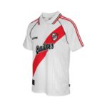 Camiseta retro River Plate 1995/96 primera equipación — vista frontal en maniquí