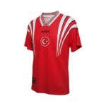 Camiseta retro Turquía 1996 primera equipación — vista frontal en maniquí