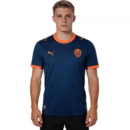 Camiseta de la segunda equipación del Valencia CF para la temporada 2026-2027. Diseño oficial para aficionados adultos.