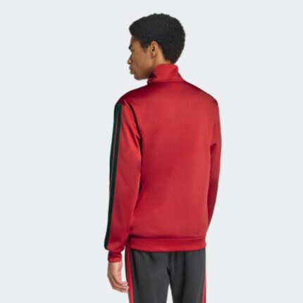 Chándal oficial de adulto del Manchester United para la temporada 2026/2027. Conjunto de chaqueta y pantalón de la primera equipación.