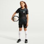 Equipación de portero para niños del Chelsea FC para la temporada 2026/27. Uniforme completo de guardameta infantil.