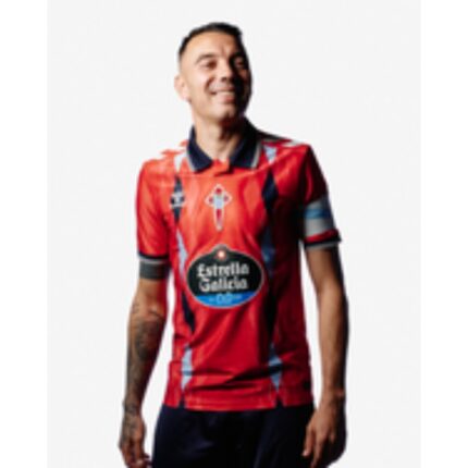 Vista frontal de la camiseta alternativa del Celta de Vigo para la temporada 26/27. Segunda equipación oficial para adulto.