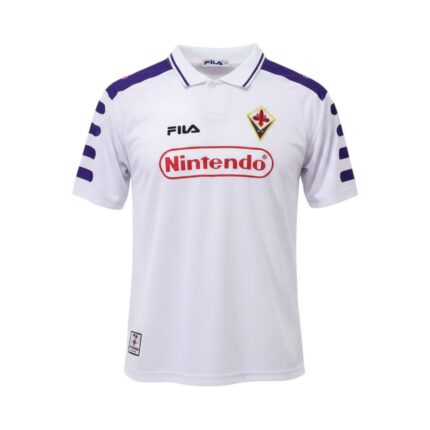 Camiseta retro Fiorentina 1998/99 segunda equipación blanca — vista frontal en maniquí