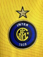 Camiseta retro Inter de Milán 2002/03 tercera equipación amarilla — foto 5