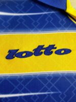 Camiseta retro del Parma A.C. de la temporada 1998/99, primera equipación de manga larga. — foto 2