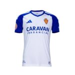 Camiseta de la primera equipación del Real Zaragoza para la temporada 2026-27, modelo de adulto.