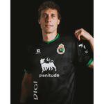 Camiseta alternativa del Racing Santander para la temporada 26/27. Segunda equipación oficial de fútbol para adulto.