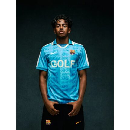 Camiseta de fútbol del FC Barcelona en colaboración con Golf Wang. Equipación edición especial para adulto.