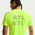 Camiseta de entrenamiento del Atlético de Madrid para la temporada 2026-2027. Diseño oficial para entrenar como los jugadores.