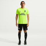 Camiseta de entrenamiento del Atlético de Madrid para la temporada 2026-2027. Diseño oficial para entrenar como los jugadores.