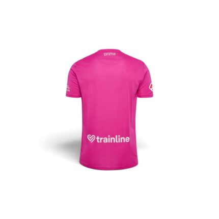 Camiseta de portero del Real Betis para la temporada 26/27 en color rosa. Equipación oficial de guardameta para adulto.