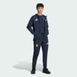 Chándal de entrenamiento Real Madrid Tiro 26/27 para adulto. Equipación oficial de fútbol Adidas para la temporada 2026-2027.